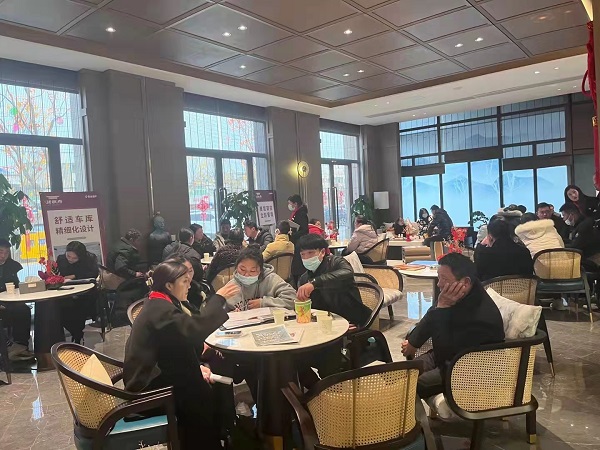 徽鹽地產(chǎn)集團(tuán)實(shí)現(xiàn)首個(gè)銷(xiāo)售旺季“開(kāi)門(mén)紅”